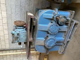 Richardson HT29 Helical Reduction Gearbox - picture0' - Click to enlarge