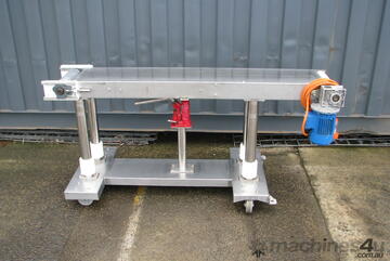 Food Grade STAINLESS STEEL Motorised Belt Conveyor - 1.65m long