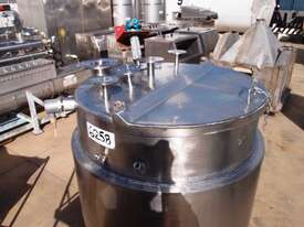 Stainless Steel Jacketed Mixing Tank, Capacity: 500Lt - picture1' - Click to enlarge