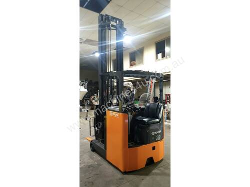 Toyota High Reach Electric Forklift