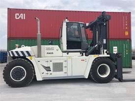 25t CVS Heavy Duty Forklift - picture0' - Click to enlarge