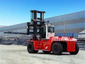 25t CVS Heavy Duty Forklift - picture0' - Click to enlarge