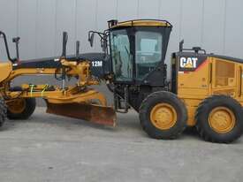 2011 Caterpillar - picture0' - Click to enlarge