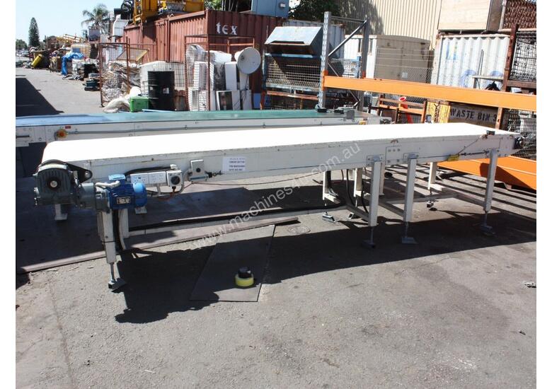 Used cmg Motorised powered 4m x 75cm wide plastic chain link conveyor