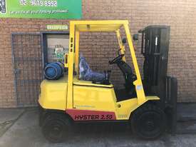 Hyster/ Mazda Container Mast  - picture1' - Click to enlarge