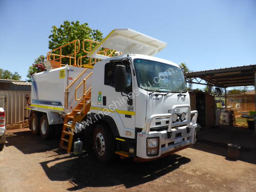 Isuzu 2014 FVZ 1400 Water Truck