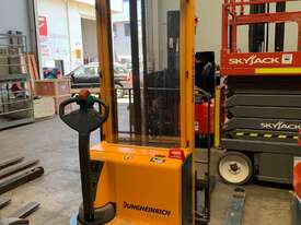 walk behand forklift stacker - Hire - picture1' - Click to enlarge