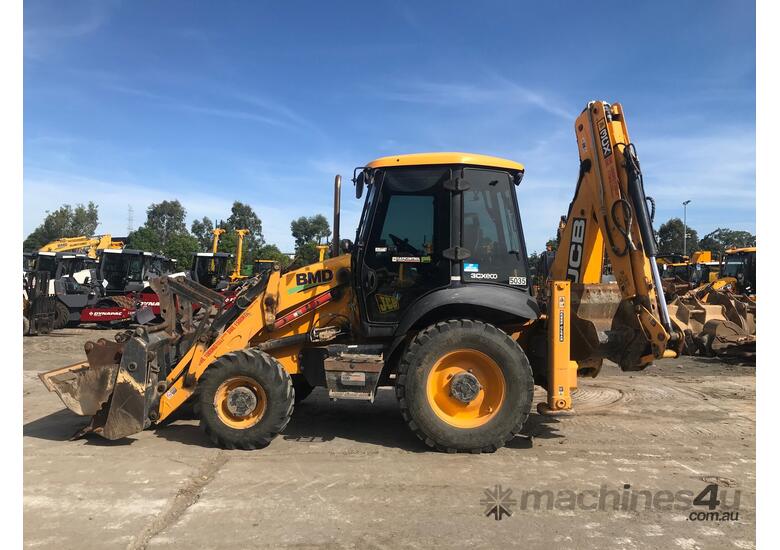 caption 2014 JCB 3CX CLASSIC U3940