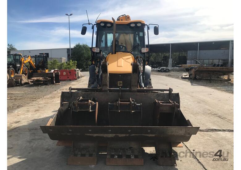 caption 2014 JCB 3CX CLASSIC U3940