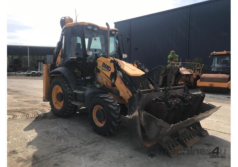 caption 2014 JCB 3CX CLASSIC U3940