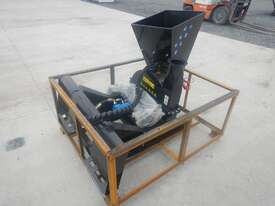 Hydraulic Wood Chipper to suit Skidsteer Loader - picture2' - Click to enlarge