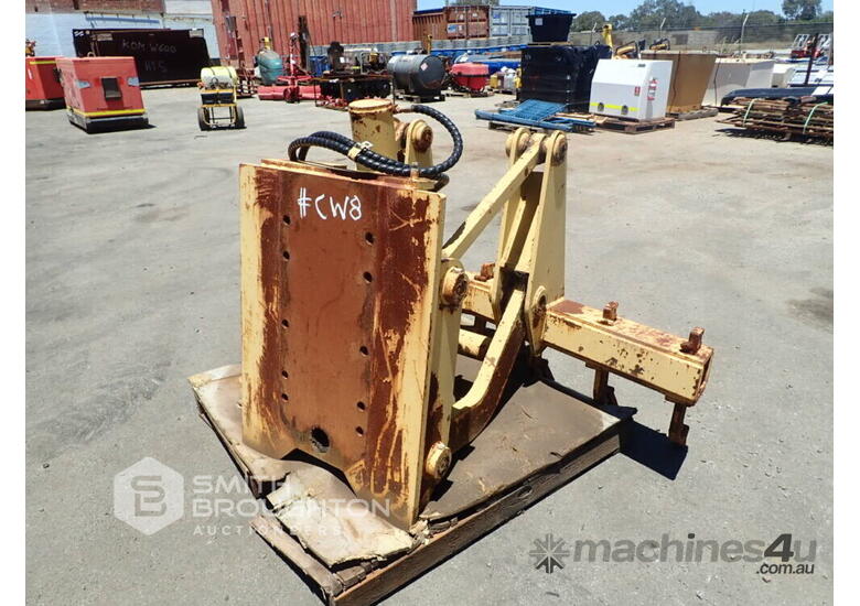 Used 2004 ADELAIDE HYDRAULICS PTY LTD HYDRAULIC RIPPER ATTACHMENT TO