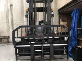 7 Ton Diesel forklift  - picture0' - Click to enlarge