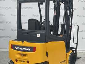 EFG 320 4 Wheel Counterbalance Jungheinrich Forklift - picture0' - Click to enlarge