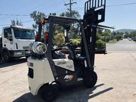 Low Hour Crown Container Mast Forklift - picture0' - Click to enlarge