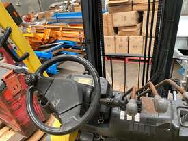 Fork Lift Hyster - picture1' - Click to enlarge