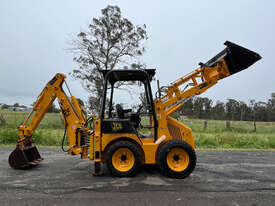 JCB 1CX Backhoe Loader Loader - picture0' - Click to enlarge