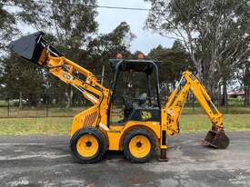 JCB 1CX Backhoe Loader Loader - picture1' - Click to enlarge