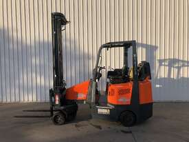 2.0T LPG Narrow Aisle Forklift - picture0' - Click to enlarge