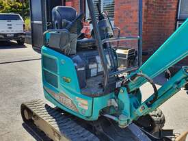 Kobelco mini excavator 1.7 tonne With alloy tandem trailer - picture2' - Click to enlarge