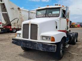 Kenworth T400 - picture2' - Click to enlarge