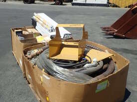 2 X BOXES COMPRISING OF ASSORTED EARTHMOVING PARTS, HYDRAULIC HOSES, LAMPS & ELECTRIC MOTORS - picture0' - Click to enlarge