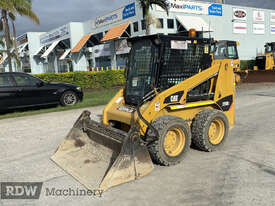 Caterpillar 226B-3 Skid Steer Loader - picture0' - Click to enlarge