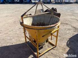 2010 All Lifting and Safety. 1100mm Concrete Funnel. - picture0' - Click to enlarge