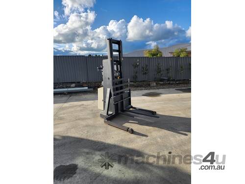 Forklift Crown Walkie Stacker