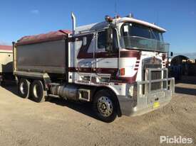 2007 Kenworth K104b - picture0' - Click to enlarge