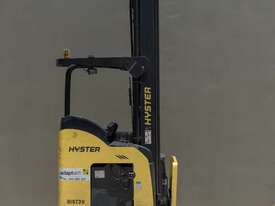 2.0T Hyster N45ZR Battery Electric Reach Stand Up - picture0' - Click to enlarge