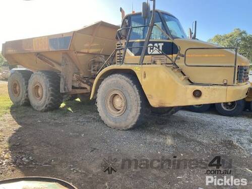 2008 Caterpillar 740