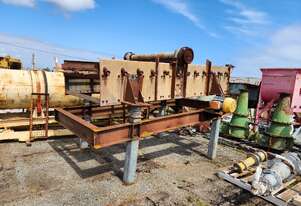 Incline de-watering screen