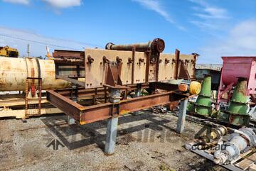 Incline de-watering screen