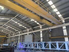 For Auction: Eilbeck Overhead Crane with Hoist - picture0' - Click to enlarge