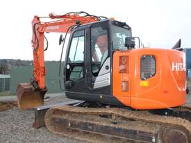 2017 Hitachi ZX135US-5 Excavator - picture0' - Click to enlarge