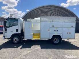 2012 Isuzu NPR 400 - picture1' - Click to enlarge