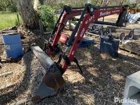 Burder 8030 XP2 Loader Arm Attachment With 4in1 Bucket. SWL 1000kg Serial No. 1451 Asset In Used Con - picture0' - Click to enlarge