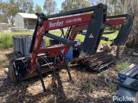 Burder 8030 XP2 Loader Arm Attachment With 4in1 Bucket. SWL 1000kg Serial No. 1451 Asset In Used Con - picture0' - Click to enlarge