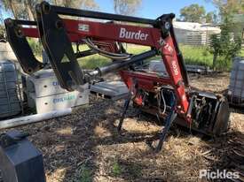 Burder 8030 XP2 Loader Arm Attachment With 4in1 Bucket. SWL 1000kg Serial No. 1451 Asset In Used Con - picture2' - Click to enlarge