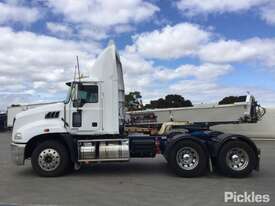 2015 Mack Granite - picture1' - Click to enlarge