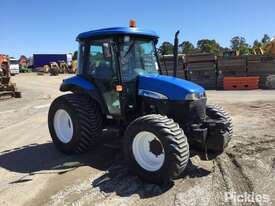 2005 New Holland TD70D - picture0' - Click to enlarge