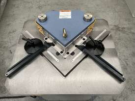 Metalex Sheet Corner Notcher 200 x 4mm IN STOCK - picture0' - Click to enlarge