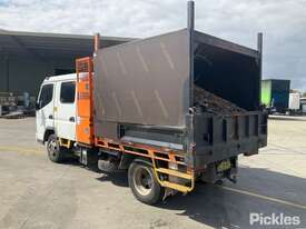 2008 Mitsubishi Canter FE84 - picture2' - Click to enlarge