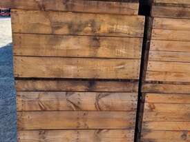 bins/storage/bin/fruit/box/wooden/used/stackable/boxes/crate/case/timber - picture2' - Click to enlarge