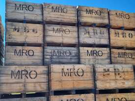 bins/storage/bin/fruit/box/wooden/used/stackable/boxes/crate/case/timber - picture1' - Click to enlarge