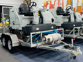 Nilfisk SC8000 1300 LPG Ride on Scrubber-Sweeper with Tilt Trailer - picture0' - Click to enlarge