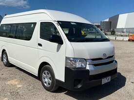 Toyota Hiace 200 - picture0' - Click to enlarge