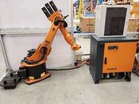 KUKA KR16, KR6 Robots - Set of 2 - picture0' - Click to enlarge