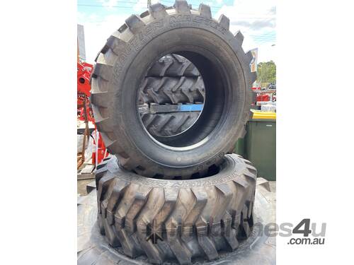 Tractor Tyres 265/70-16.5 (10-16.5)